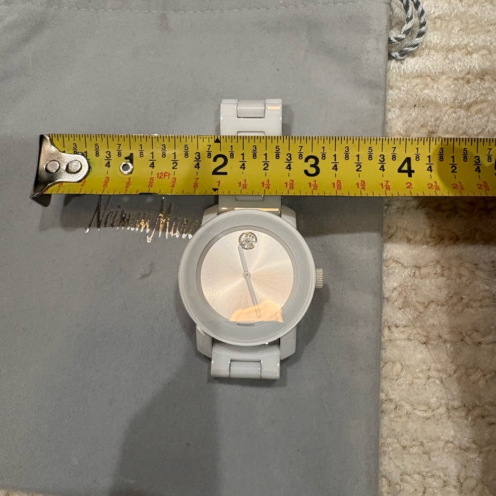 Like-new Movado Bold Evolution women’s ceramic watch. Worn twice looks new! - Picture 10 of 12